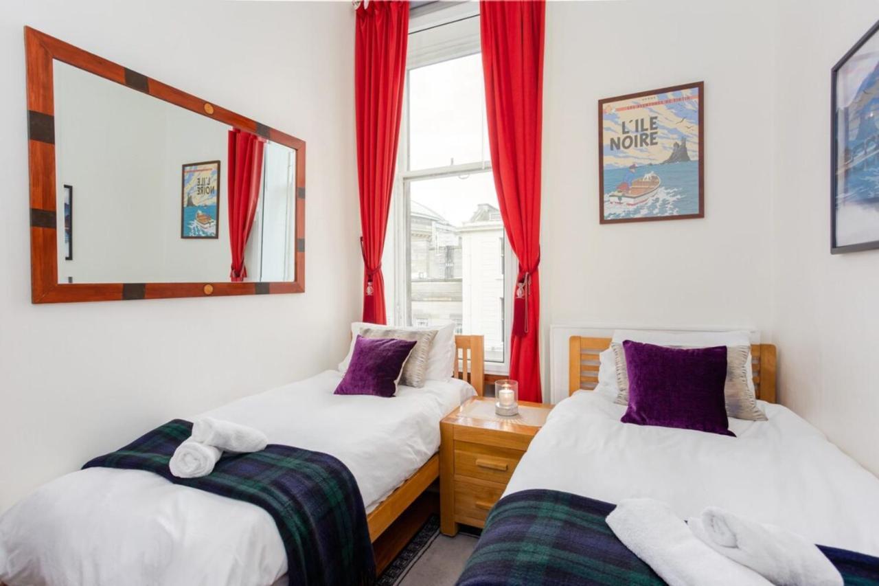 Cozy 2 Bedroom Apartment At Heart Of The Edinburgh Buitenkant foto