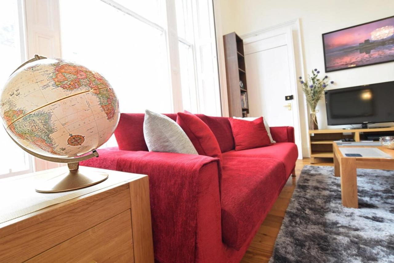 Cozy 2 Bedroom Apartment At Heart Of The Edinburgh Buitenkant foto