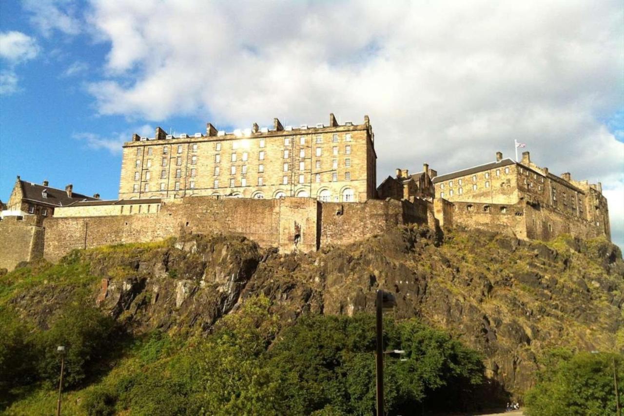 Cozy 2 Bedroom Apartment At Heart Of The Edinburgh Buitenkant foto